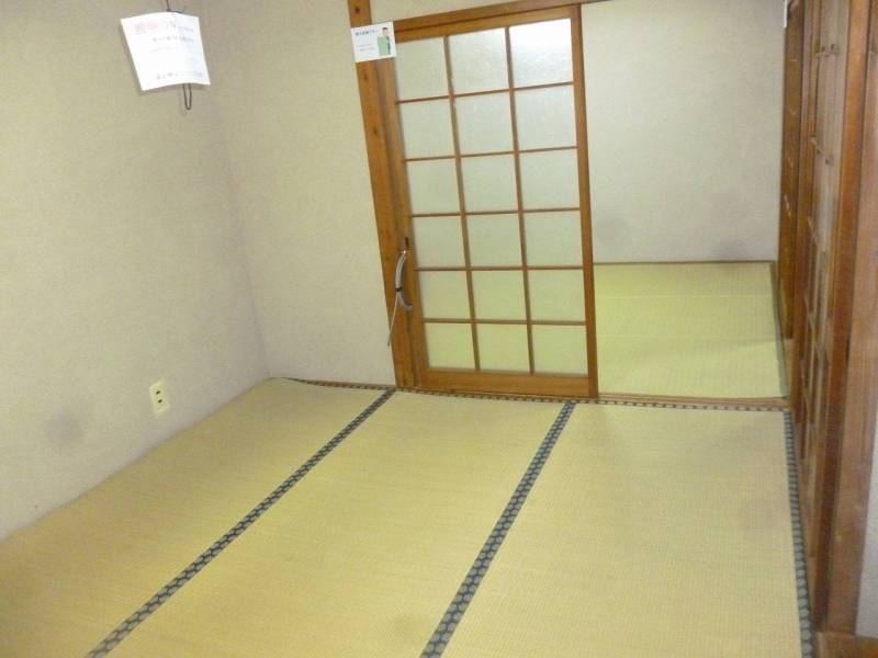 和室が2部屋あります。