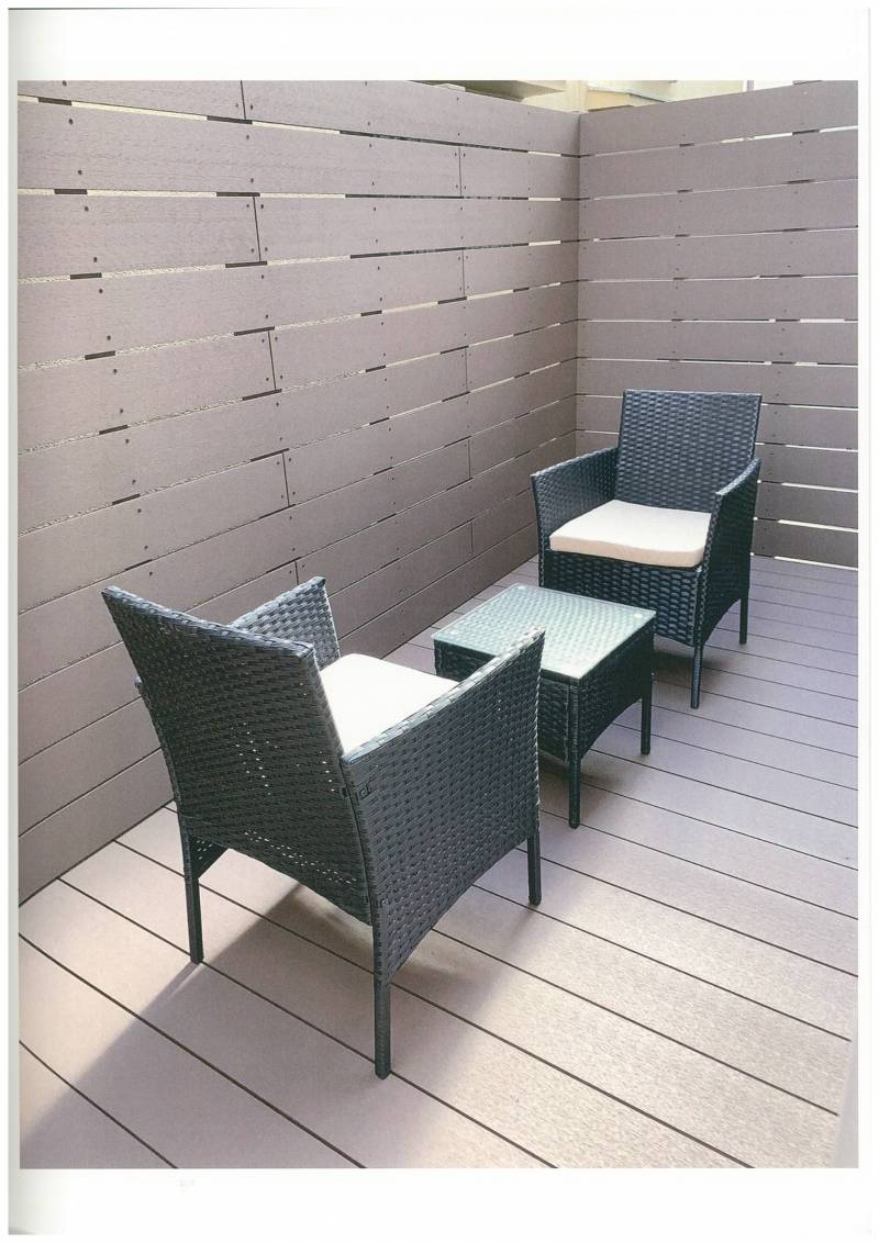 開放感あるテラスで癒やしのカフェタイム！