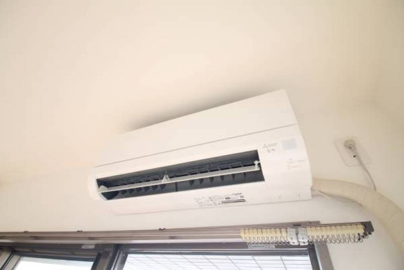 ダイニングにエアコン設置済