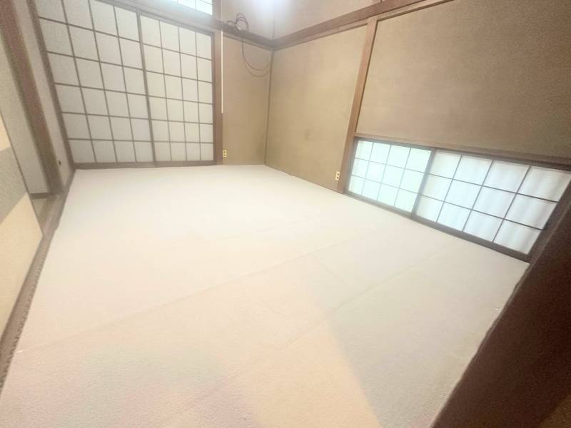 明るい一階和室