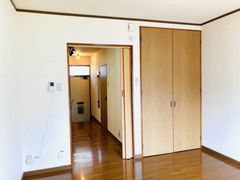 居室（収納力のあるクローゼット付き）