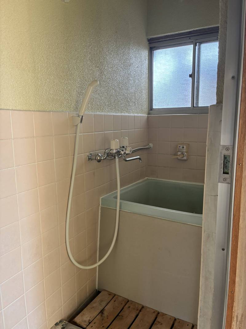 浴室も改修済です。