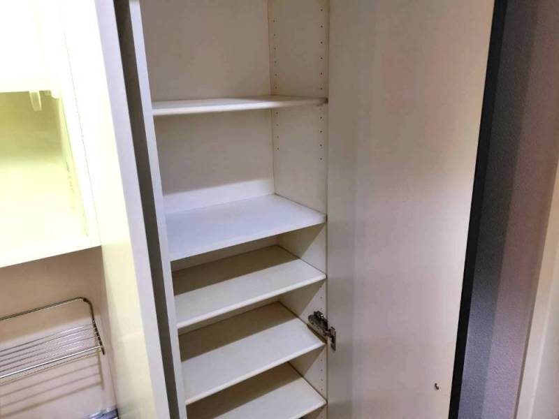 玄関収納はシューズボックスにも荷物置場にも使えて◎