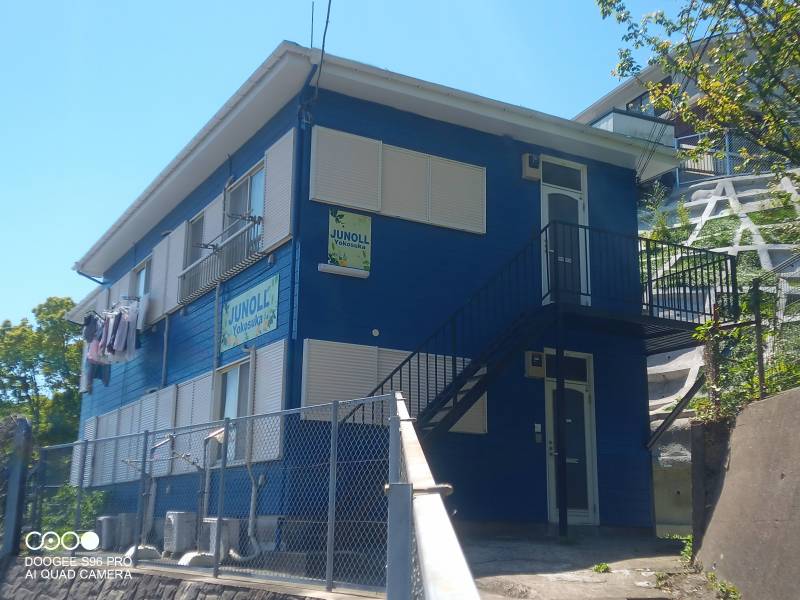 綺麗なブルーの建物で気分も上がります！