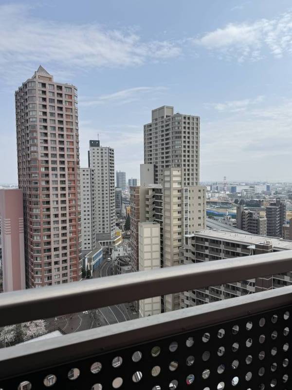 高層階からの景色を見ながら
ベランダでのんびり
