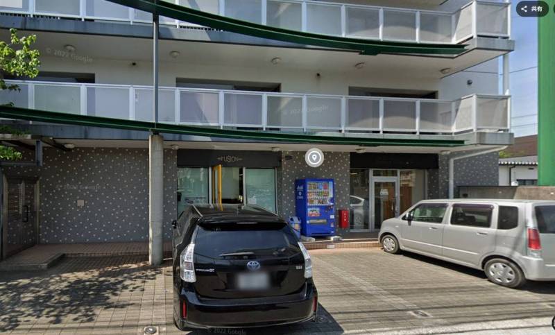 美容室「FUSION」が退去しここが空いています。