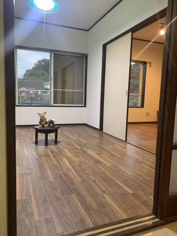 日当たり、風通しがとても良く、過ごしやすいお部屋です♪