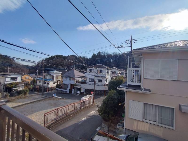 ベランダからの景色です。見晴らし良好で毎日快適！