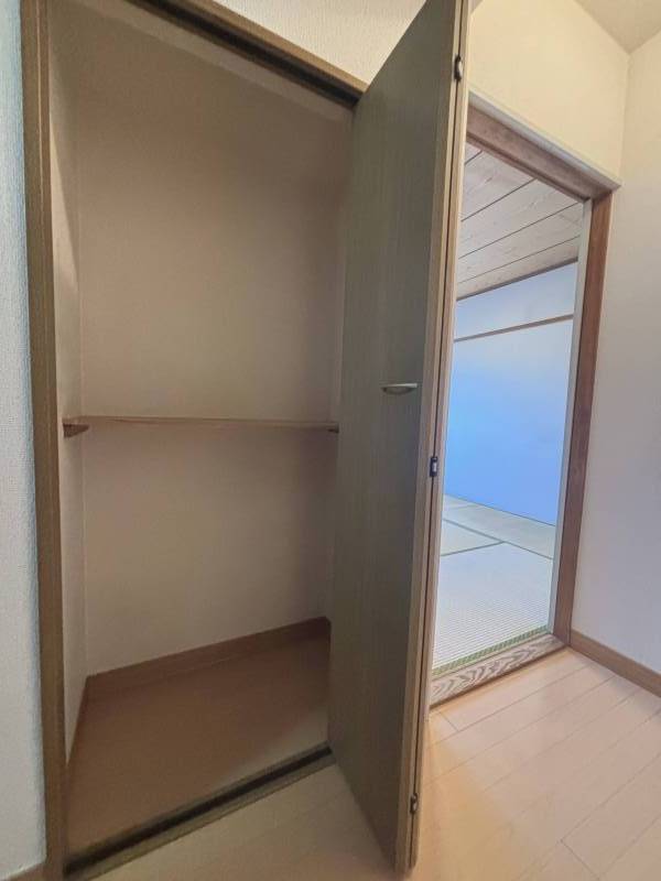 収納クローゼットがあり便利！