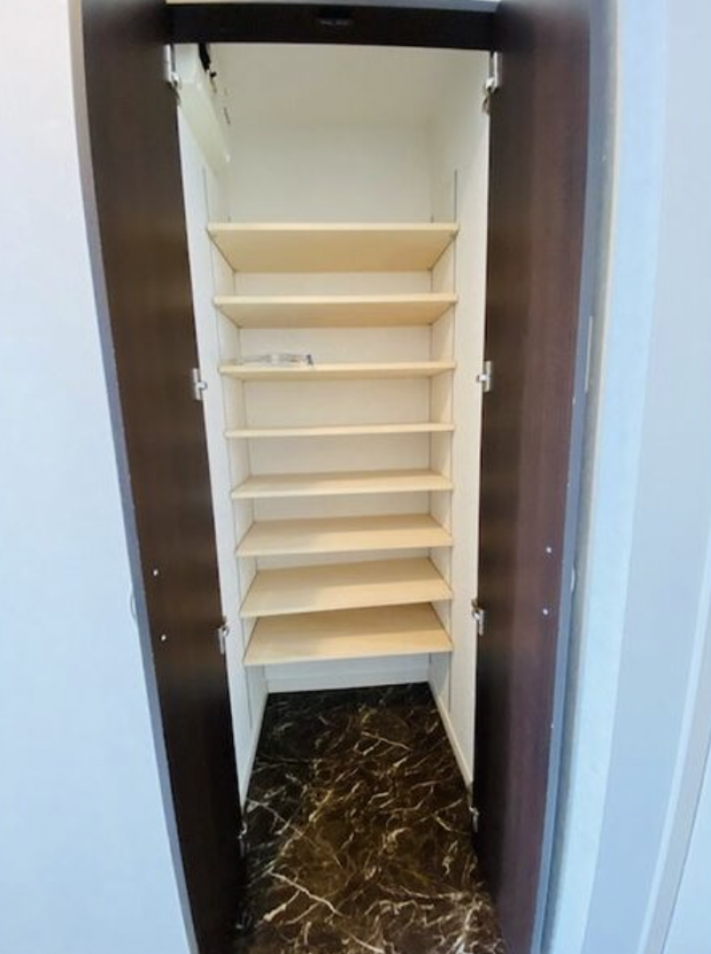 大容量のシュークローゼット