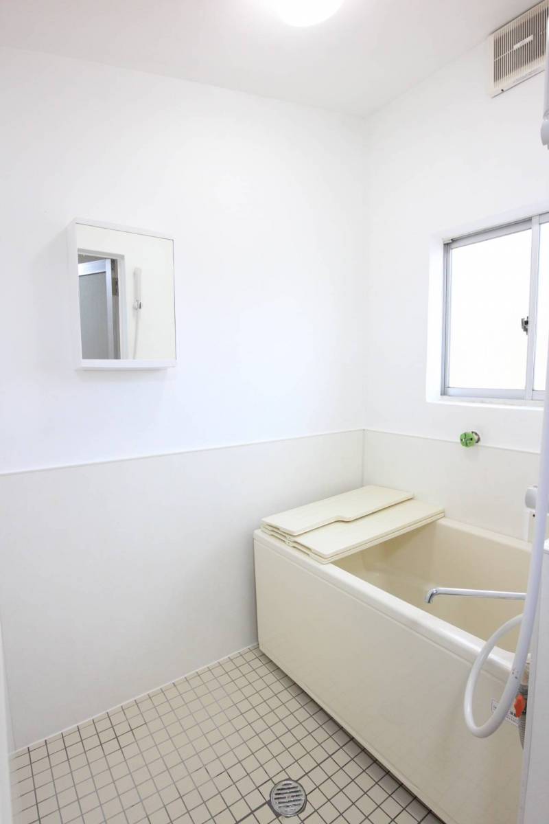 リフォーム済みで綺麗です。