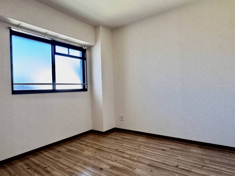 5帖洋室。収納があります。