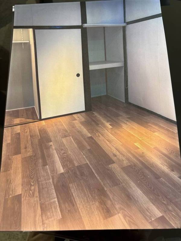 家具を取り払うとこんな感じです。