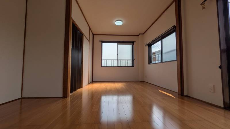 洋室超広々１１．８帖。