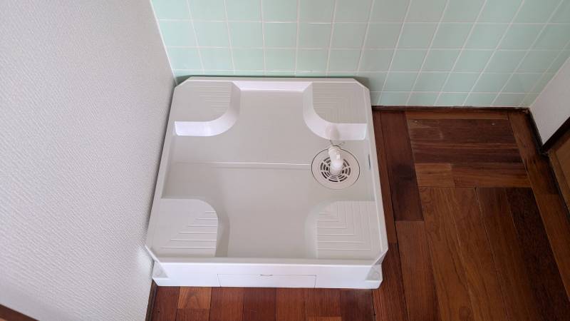 室内洗濯機置場。