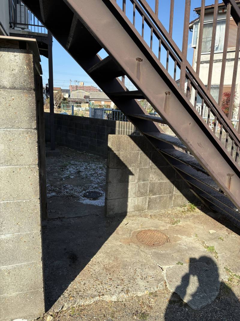 建物内のスペースに、自転車やバイクを置くことが可能です。