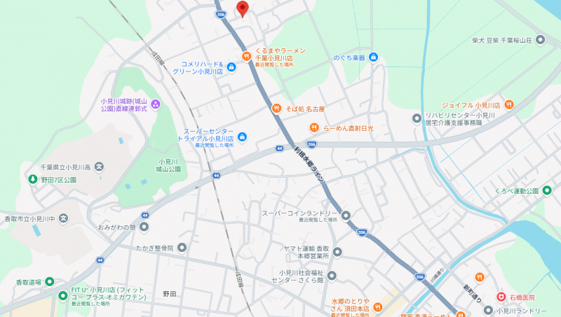 周辺には沢山のお店があります♪
