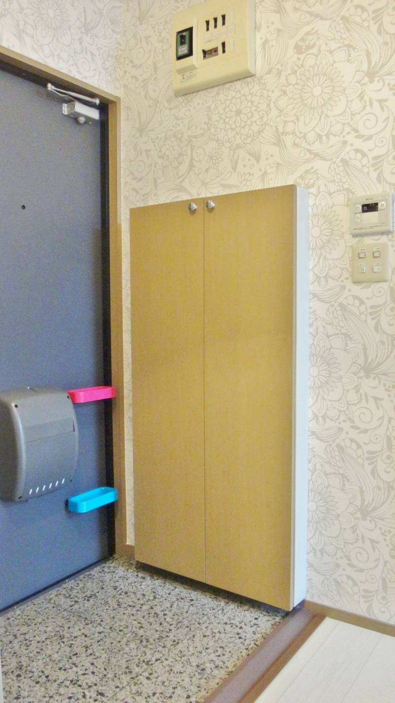 大型シューズクローク付き玄関