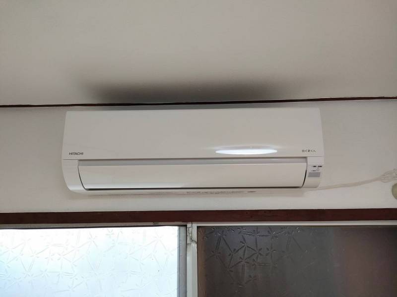 エアコン。10畳用エアコンで夏も冬も快適♪