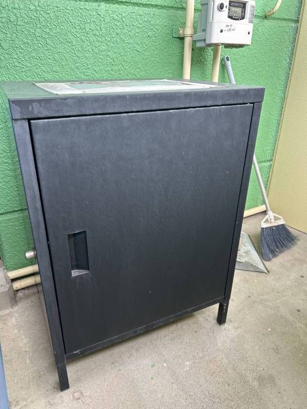 専用宅配ボックスです！こんなアパートほかにはないです