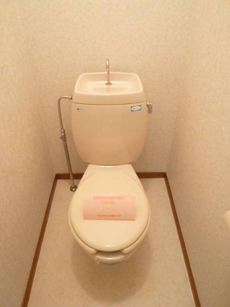 勿論バストイレ別です♪