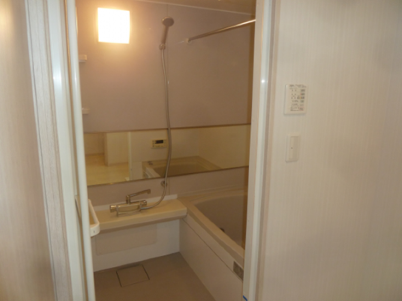 タカラスタンダード㈱  ホーローシステムバス