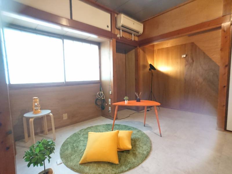 あたたかい日差しがはいるリビング