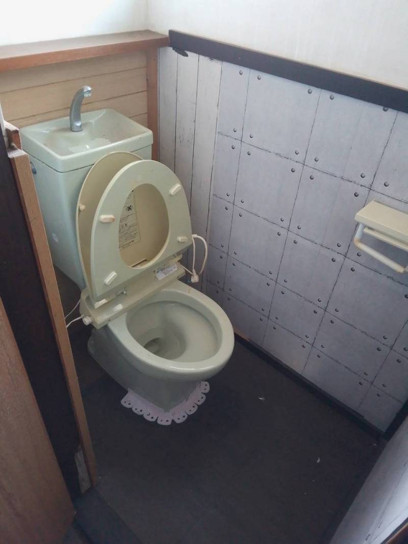 1階トイレ