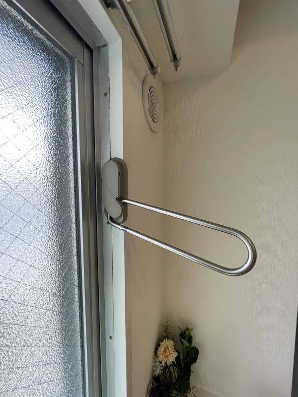 室内物干し用金物
折りたたみ出来ますよ＾＾
