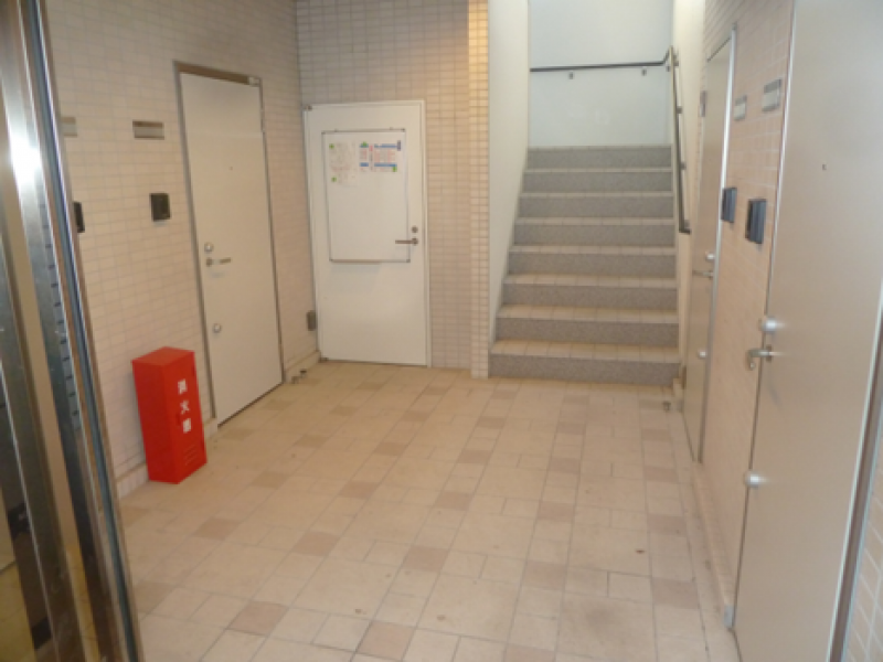 広い玄関前
角部屋