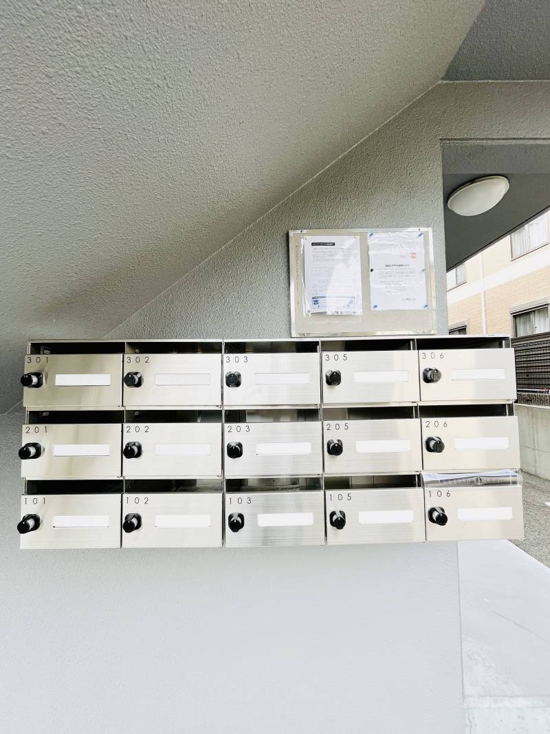 集合ポストは新調したのでとっても綺麗♪