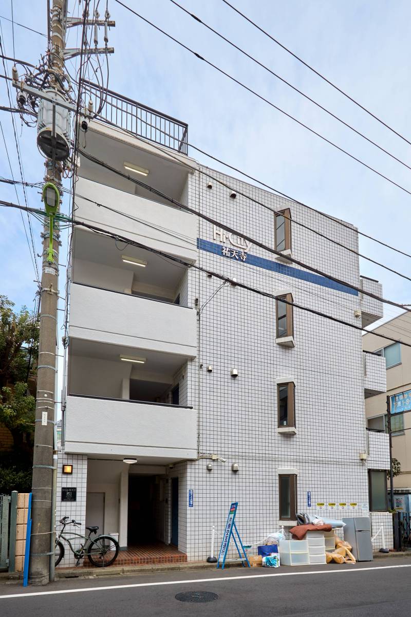 閑静な住宅街の中にあります