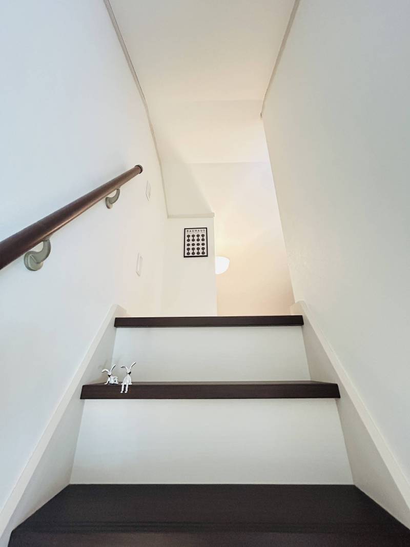階段付きロフトで収納にも、趣味にも寝室にも！