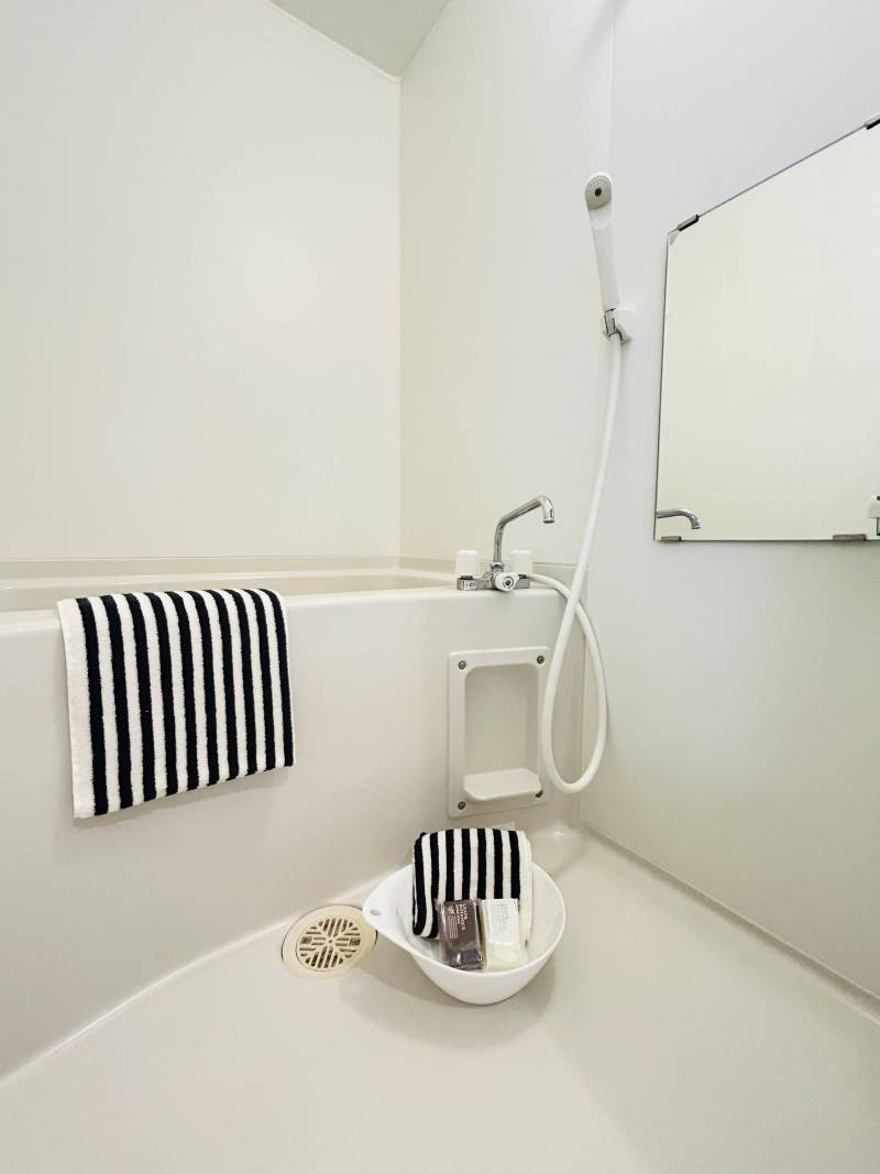 清潔感あふれる、気持ちのいいバスルーム。