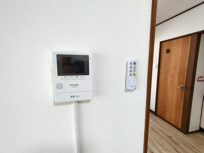 玄関インターフォン