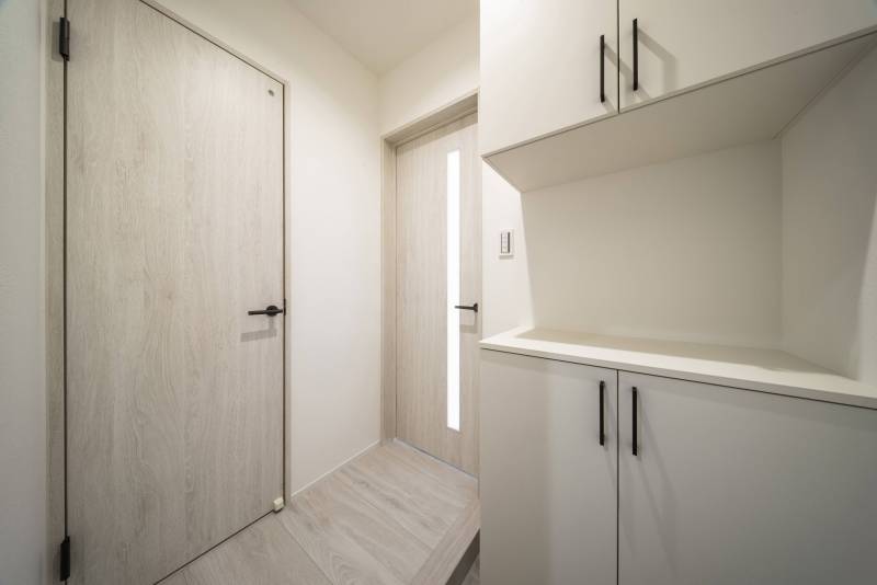 シューズボックスもあり、玄関周りが整理しやすいです。