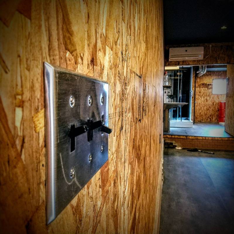 COOLなインダストリアルスイッチ！