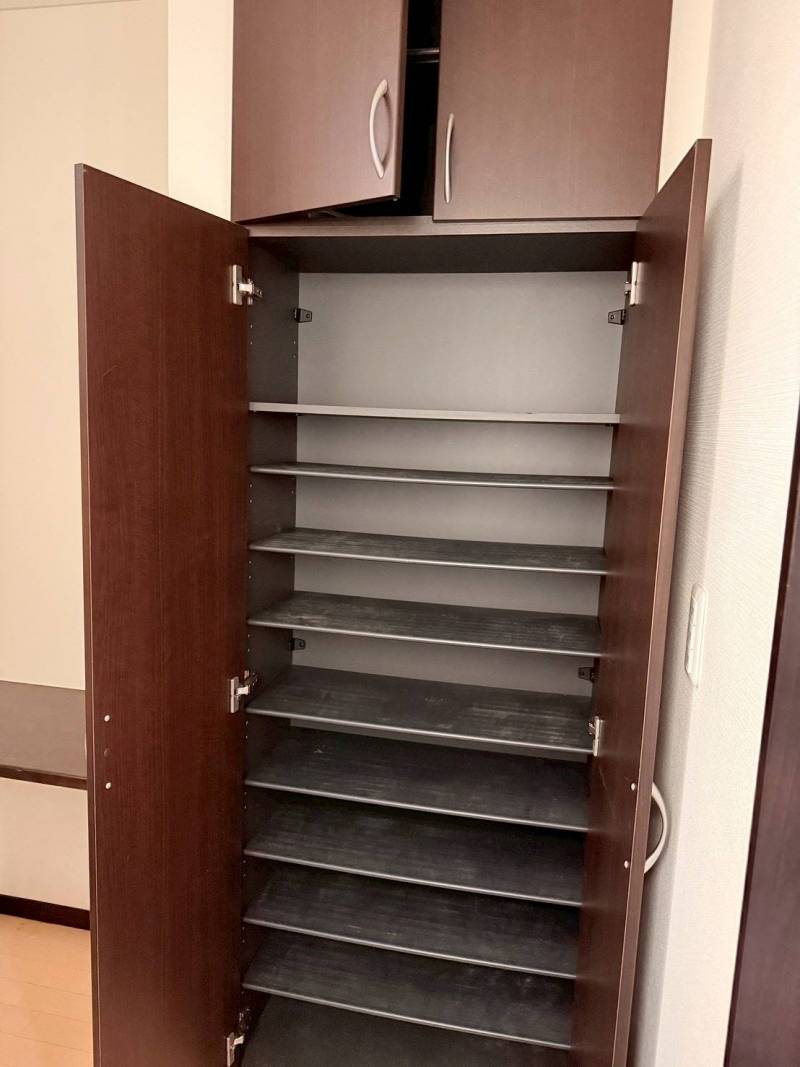 玄関シューズクローク