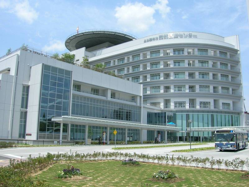 西部医療センター　徒歩11分♪