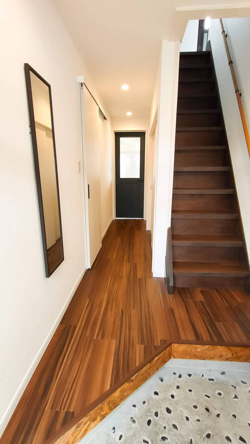 LDKにつながるドアもおしゃれ☆