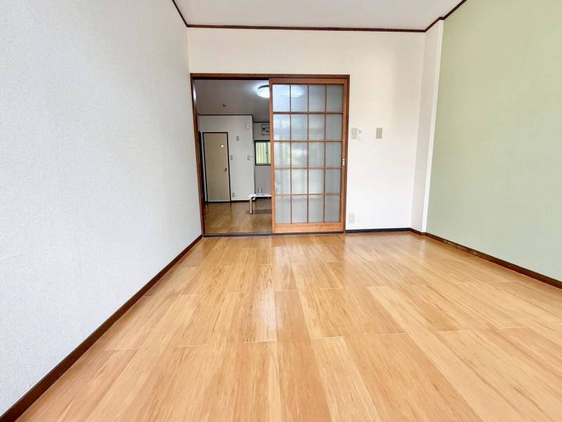 日当たりの良い広々した室内で気持ちよく過ごせます！