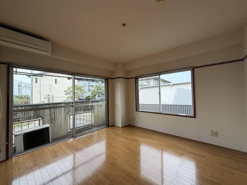 南向き角部屋の洋室