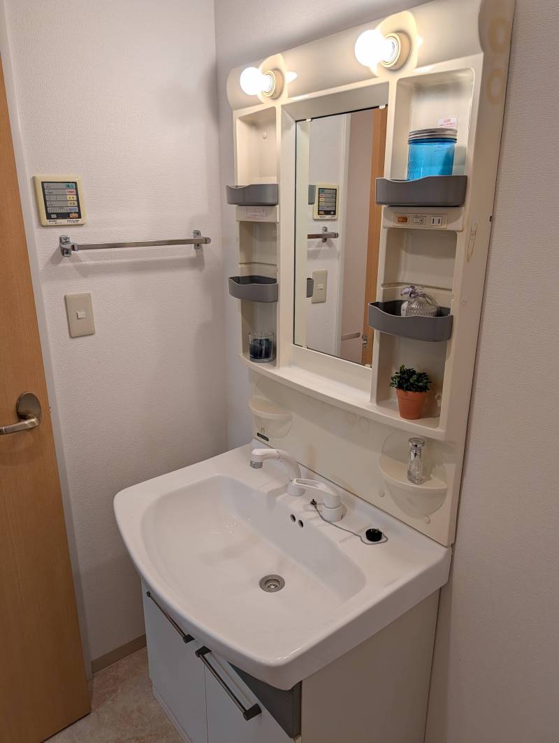 独立洗面化粧台&Omega;