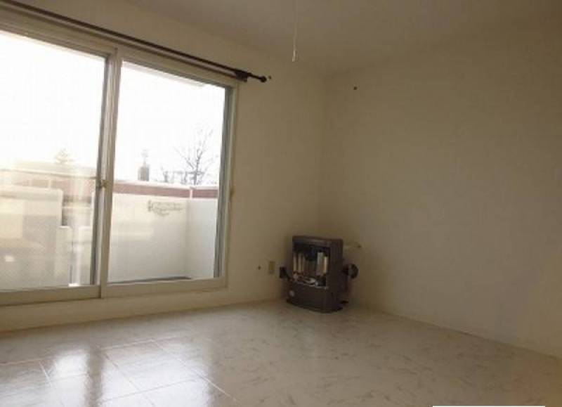 灯油暖房付きで快適なリビング