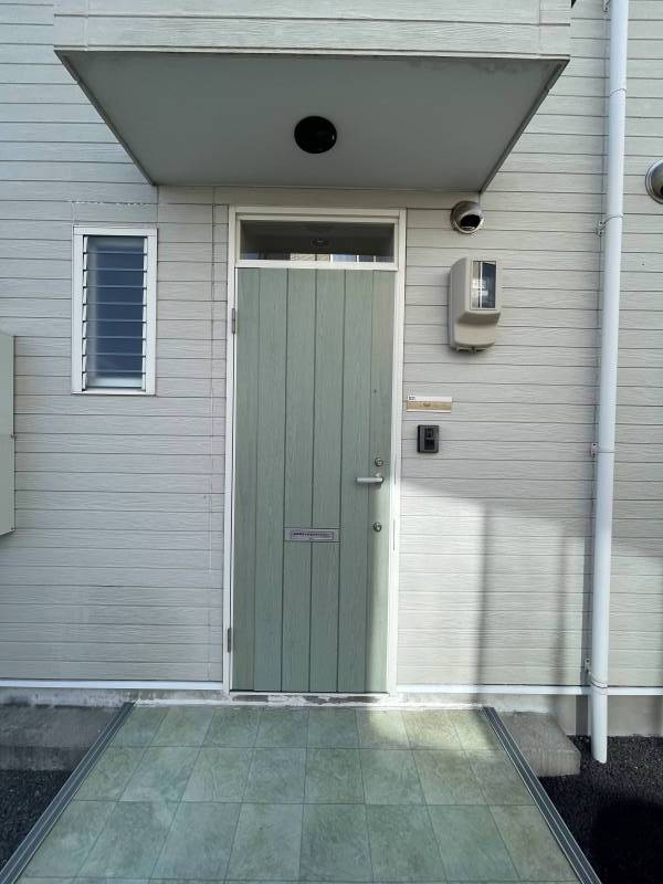 オシャレな玄関ドア