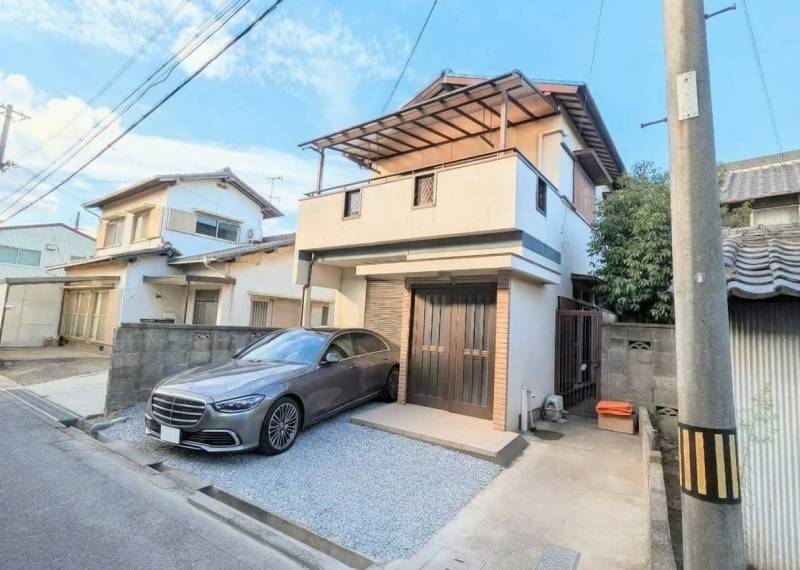 人気の野口南地区。駐車場二台可能。