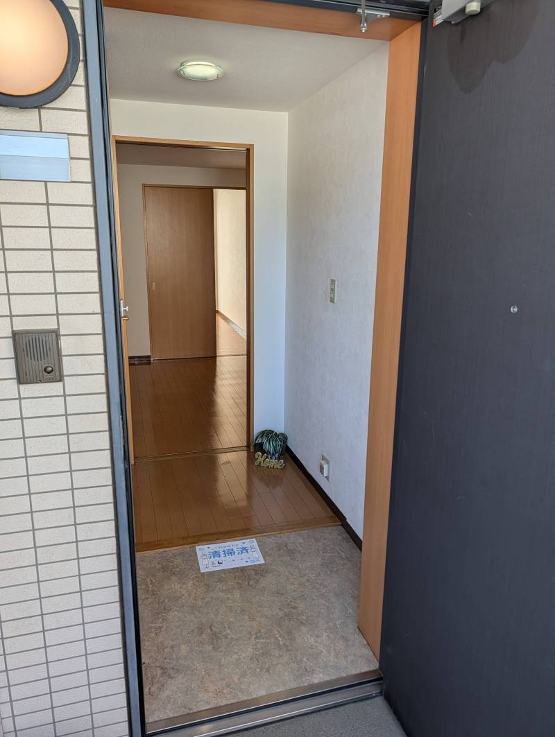 玄関〇