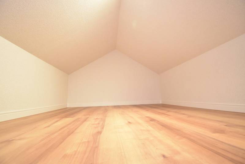 屋根裏部屋＆ロフト