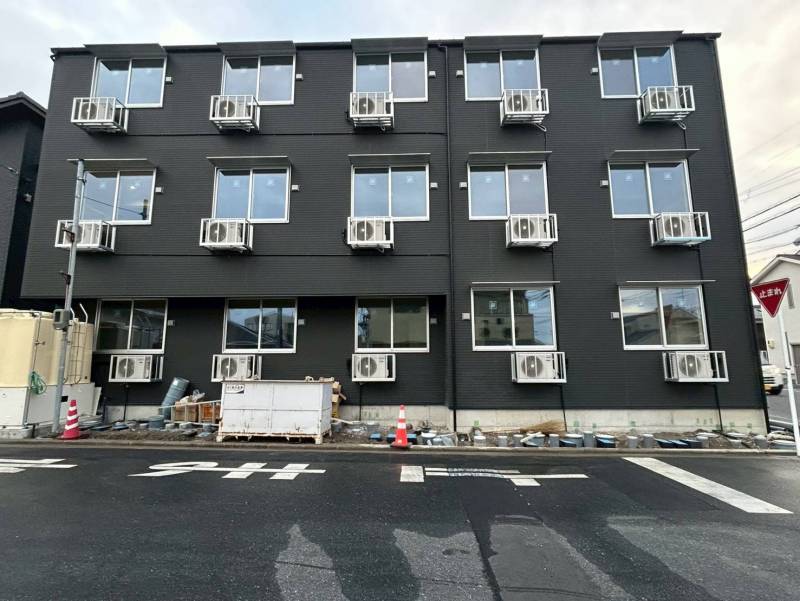 外観。全部屋エアコン付き