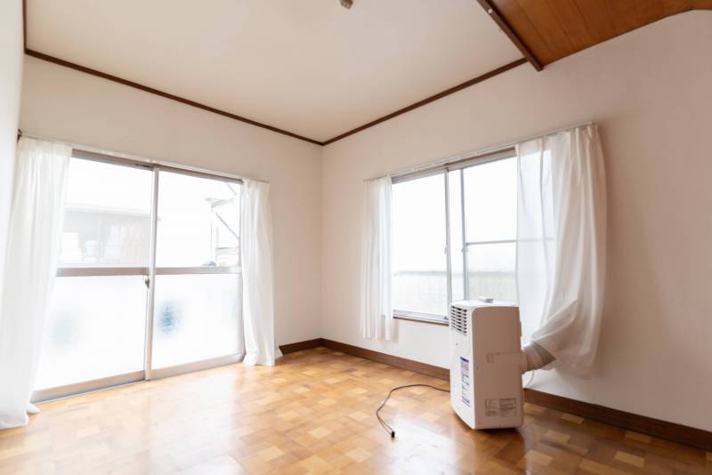 2階洋室のリフォーム完了状態です。